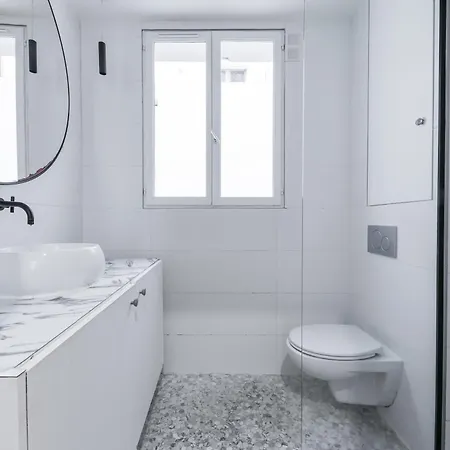 Apartment 4-star For 4, 10 Mn From Champs-elysees